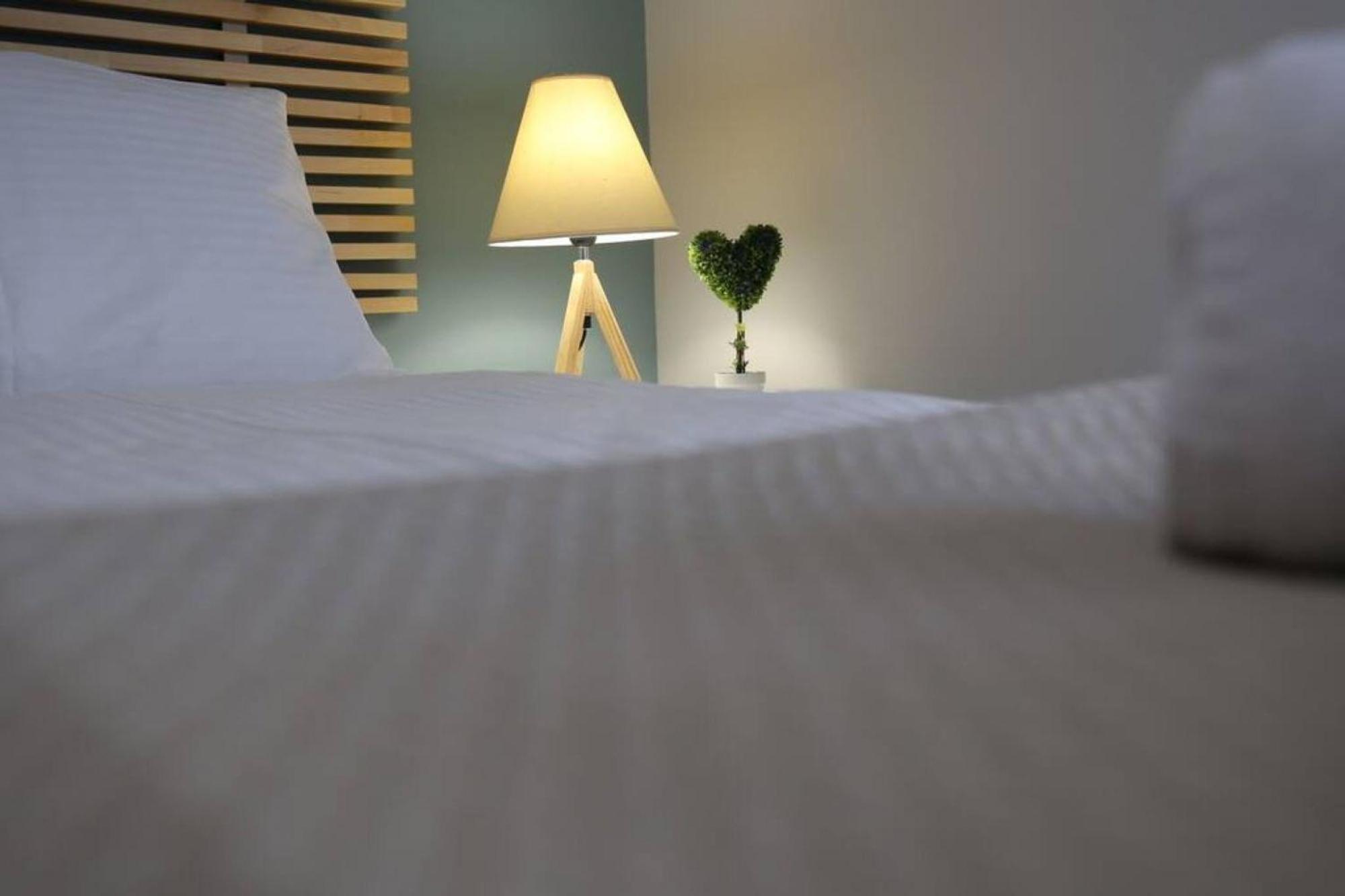 Appartamento Penthouse Lux Flat With 2 Bd Next To Larissis Atene Esterno foto