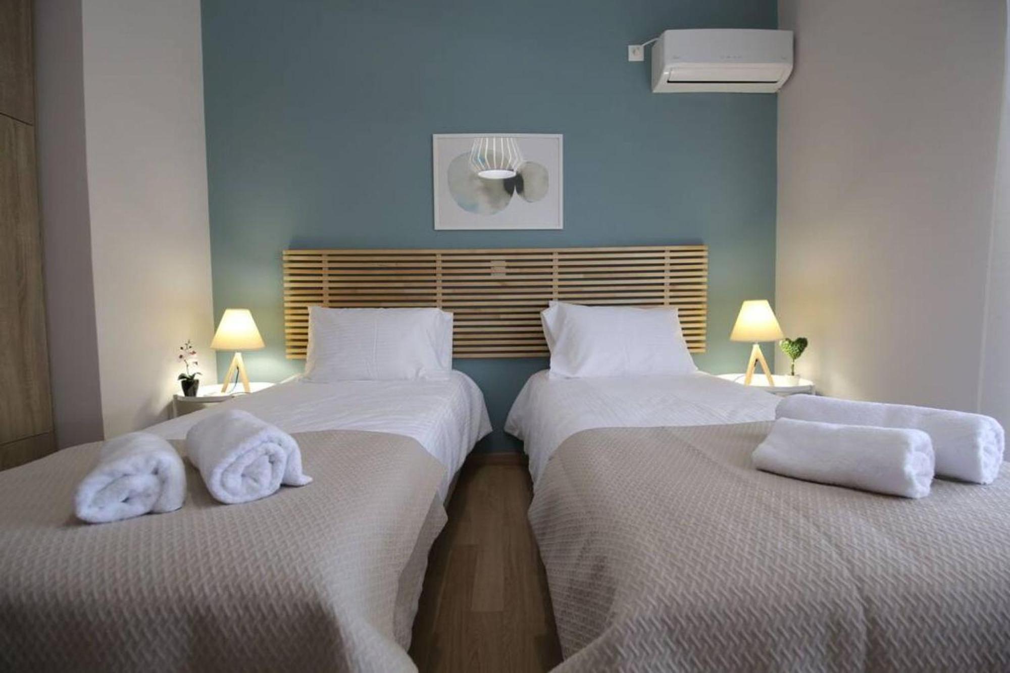 Appartamento Penthouse Lux Flat With 2 Bd Next To Larissis Atene Esterno foto